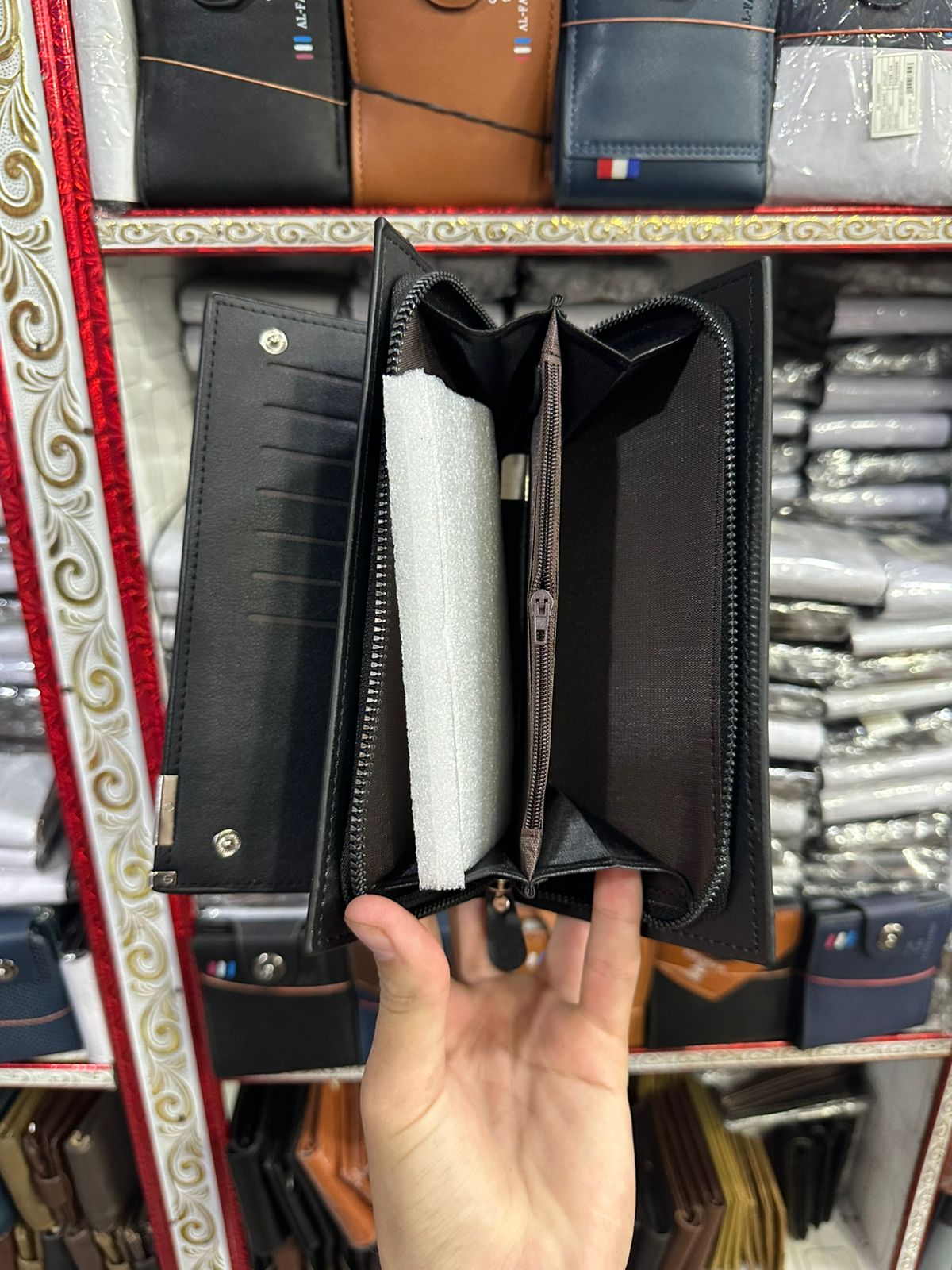 Premium Balenberry Wallet - Slim Leather Wallet for Men with Card Slots & Cash Compartment